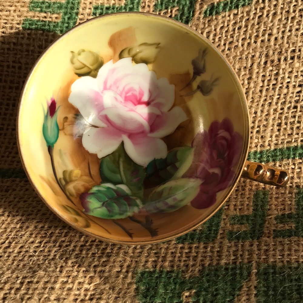 Hand painted Bone China tea cup - Picture 4 of 6